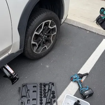 Tire change for SUV in Sacramento